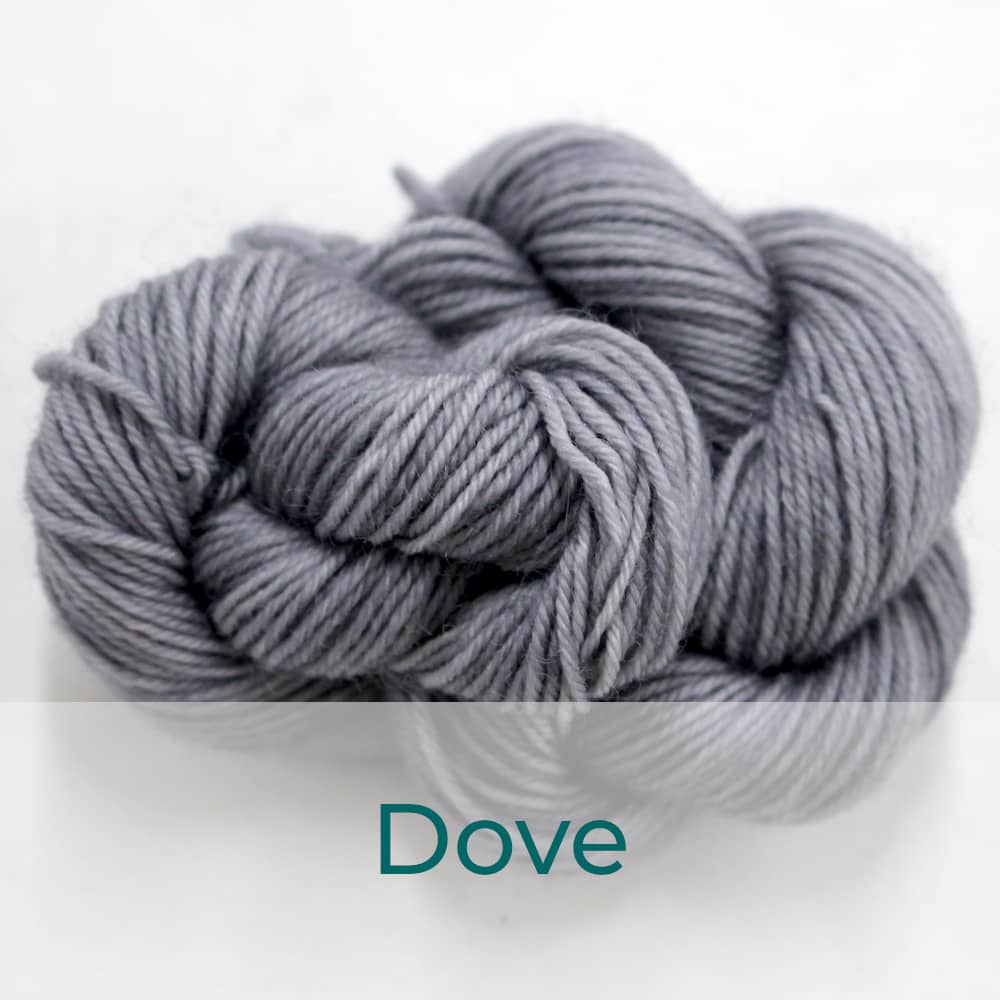 BFL 4 Ply mini skein in the Dove colourway. It is a light-medium grey.