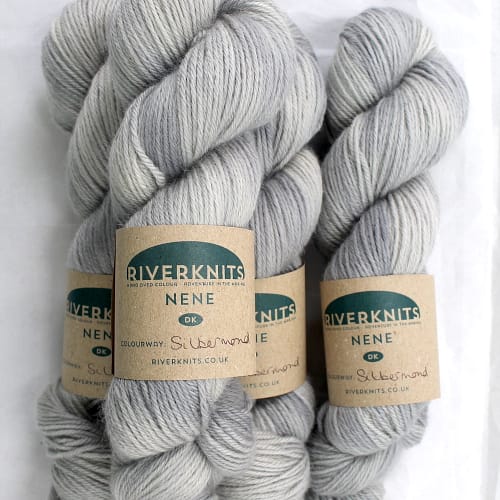 Skeins in a very light silver